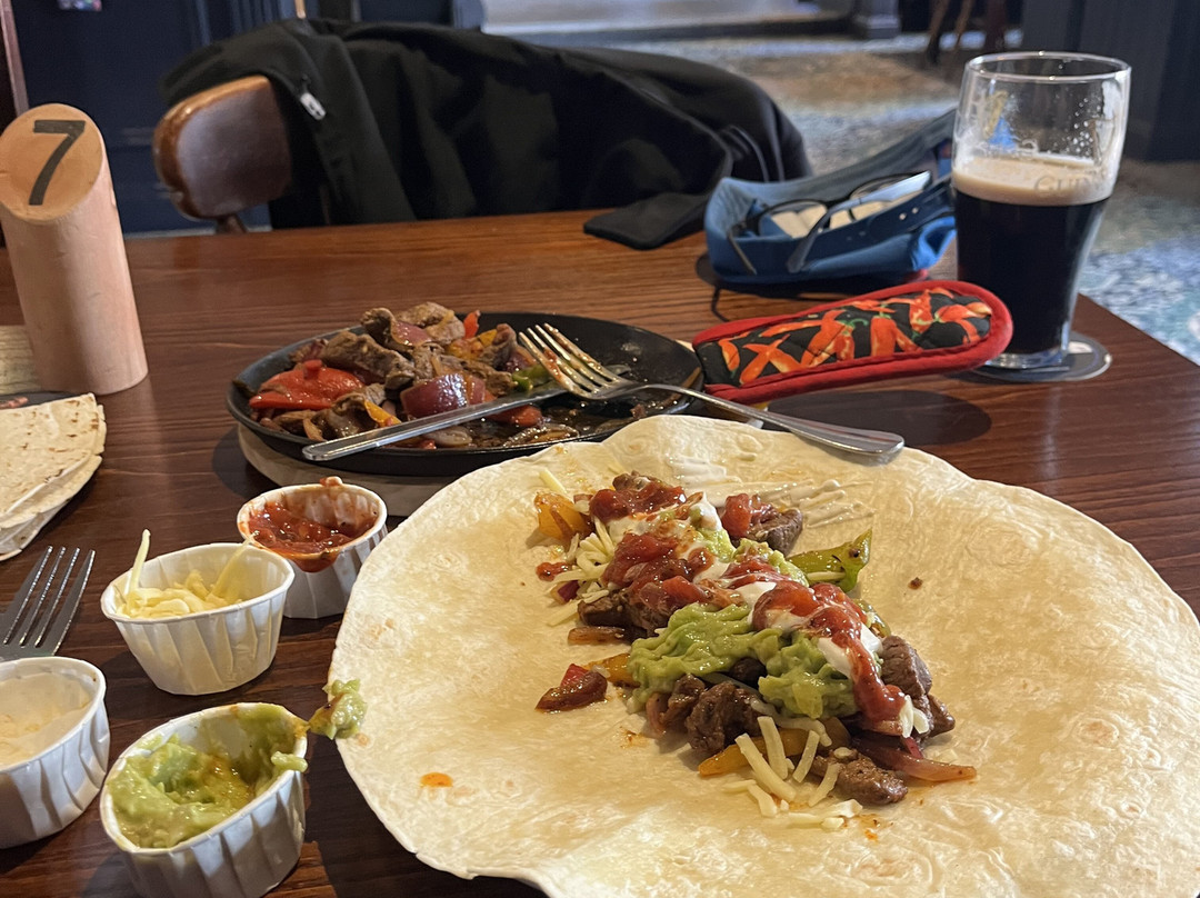 布鲁内尔酒店主图