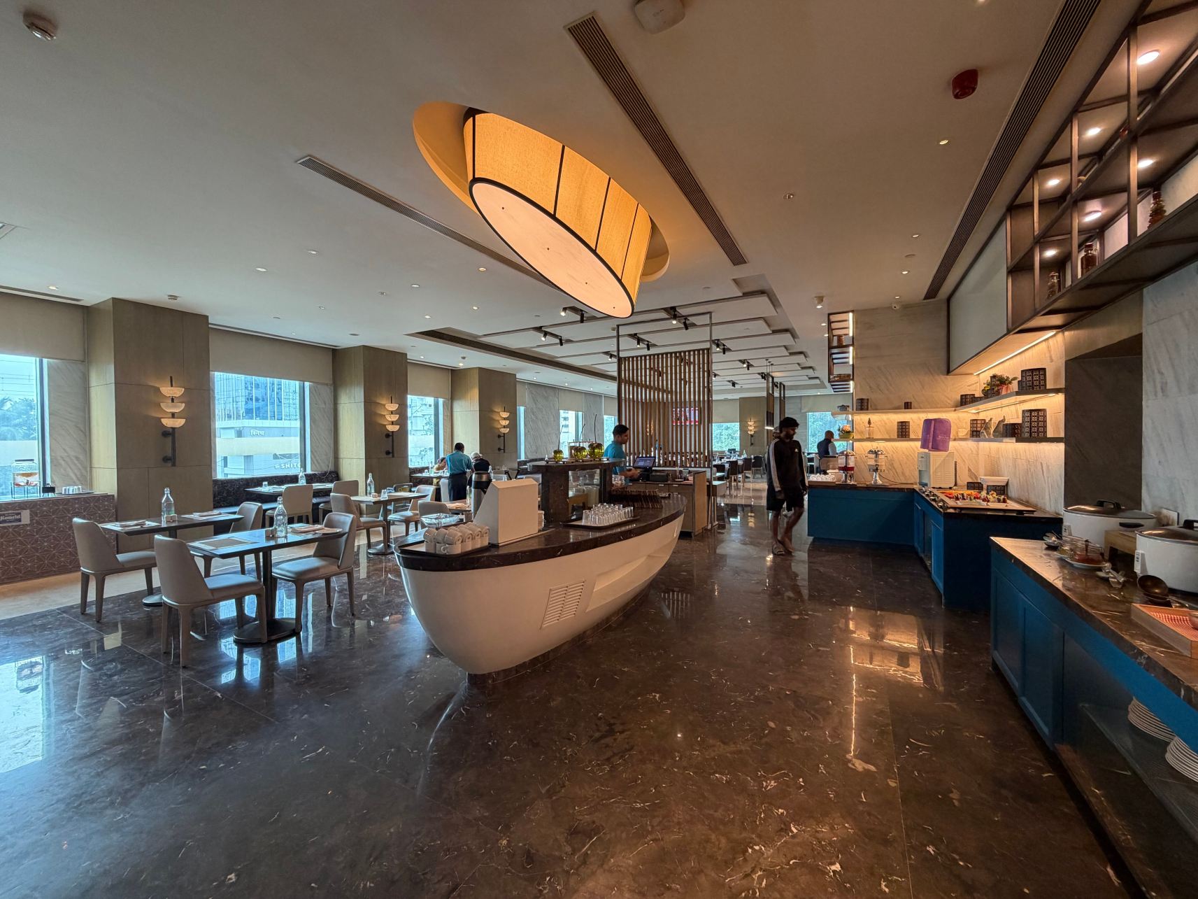孟买达希萨尔皇家套房酒店-旅行者