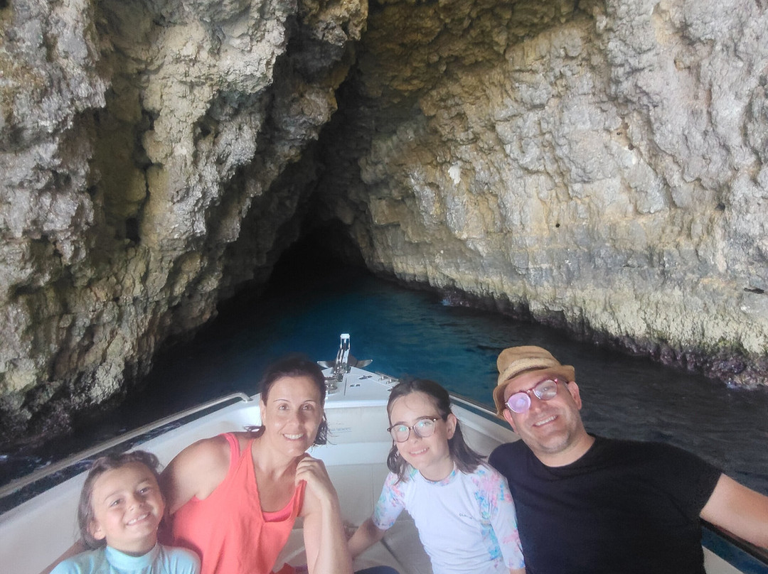 Comino Waves Boat Charters Malta-史克华必去景点