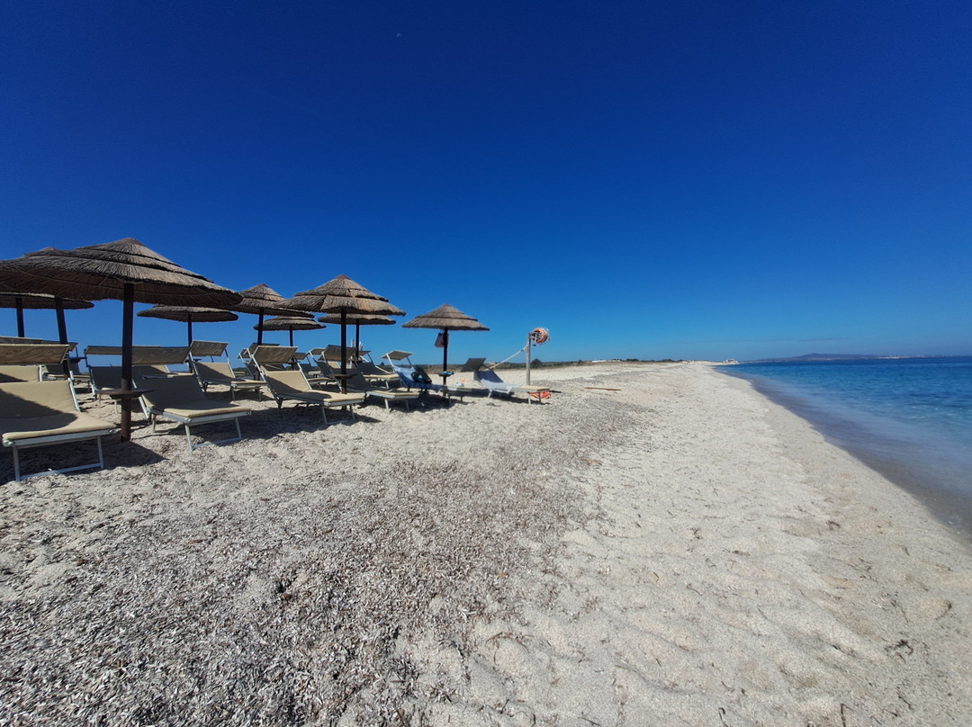Beach Club Fiume Santo-Porto Torres必去景点