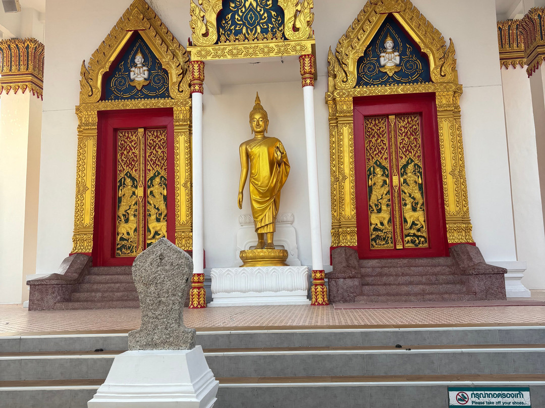 Wat Mongkol Nimit-Talat Yai必去景点