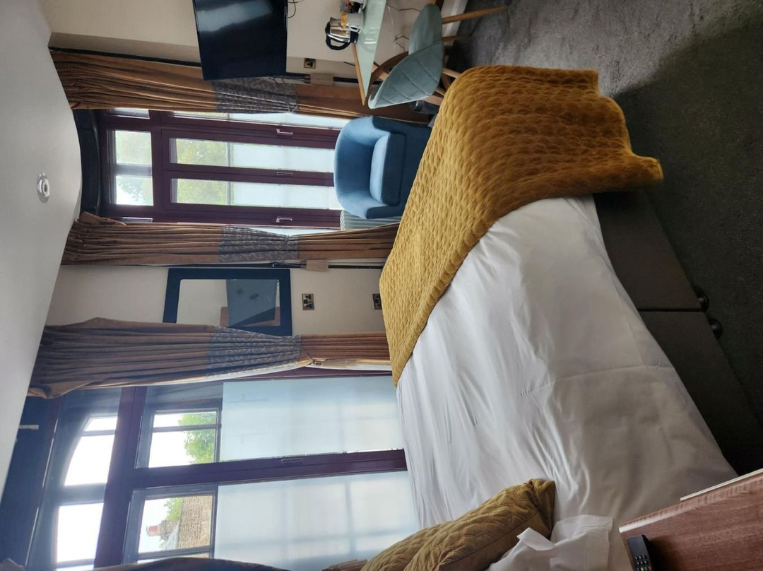 阿德莱德皇家酒店主图