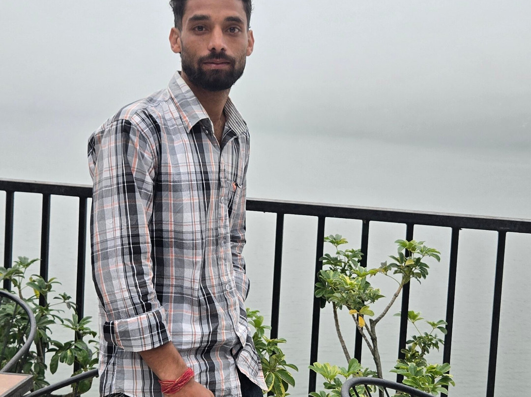 Aquarium Island Cafe Bhimtal-Bhimtal必去景点