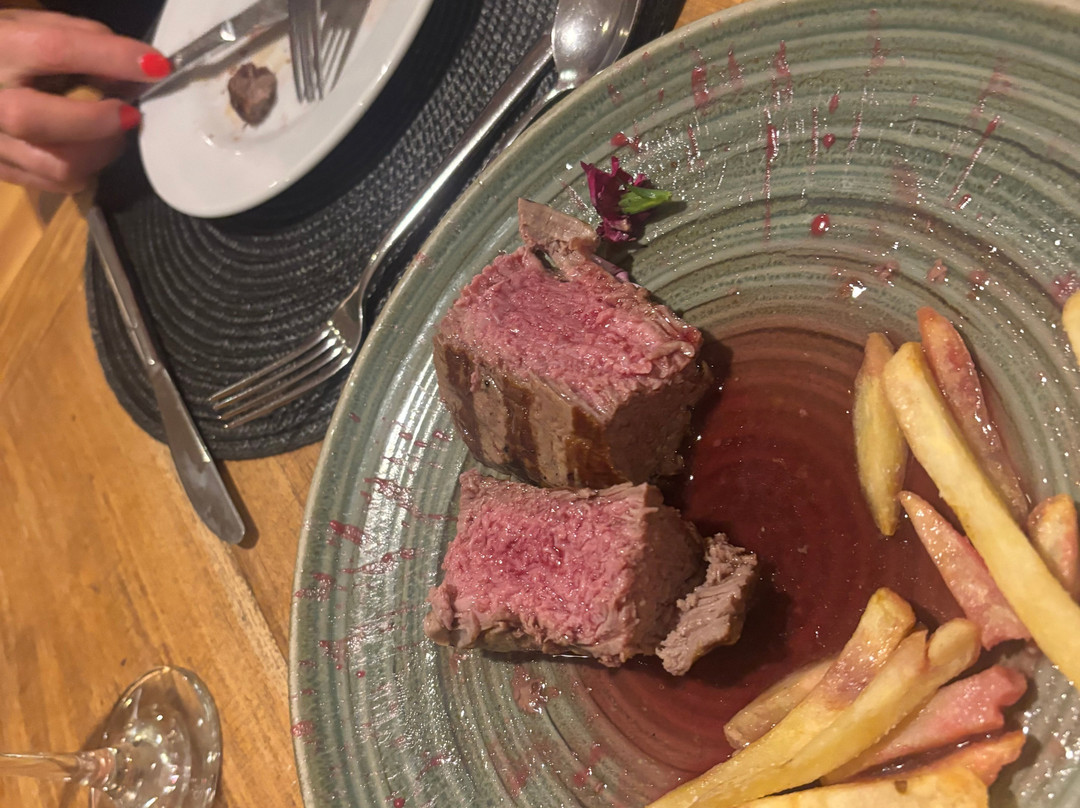 伊瓜苏港套房酒店主图
