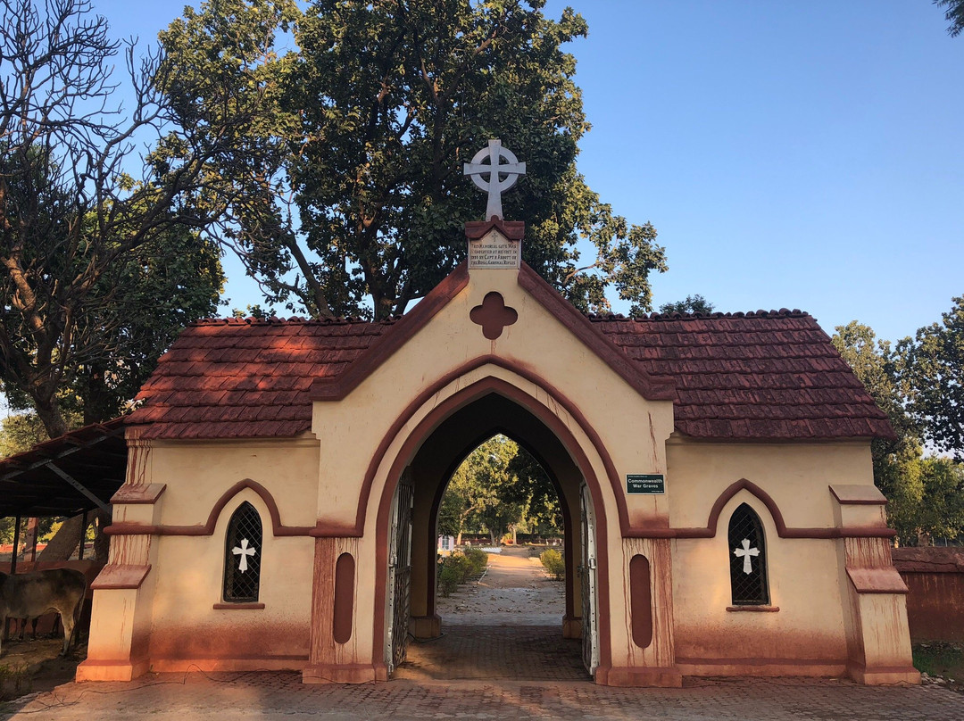 Jhansi Cantonment Cemetery-Jhansi必去景点