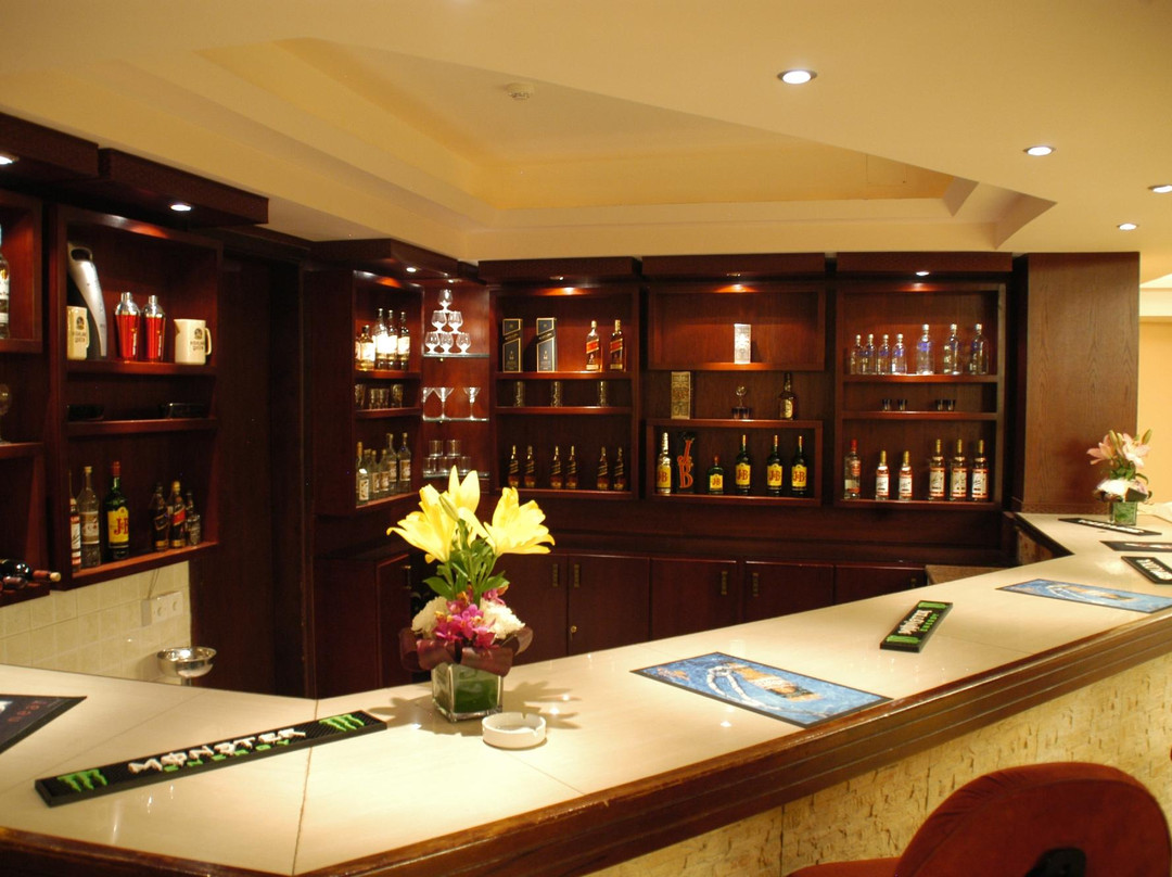 AquaVista Hotel & Suites