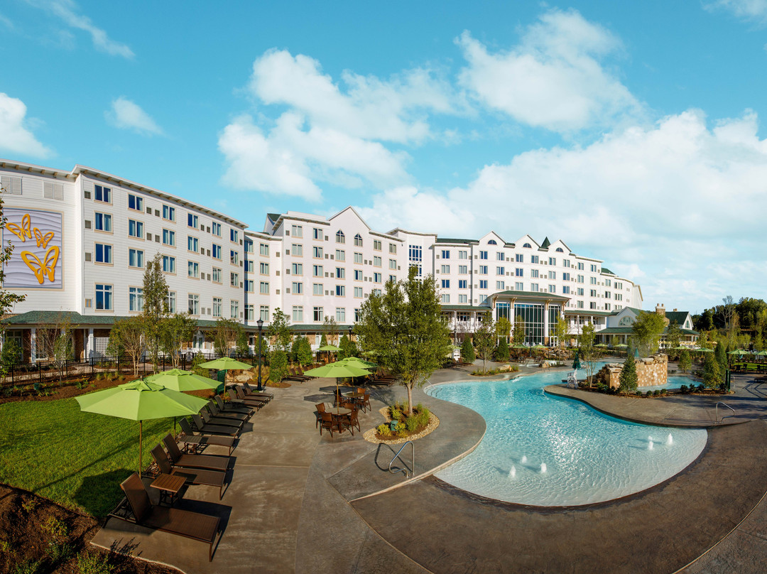 Dollywood's DreamMore Resort & Spa