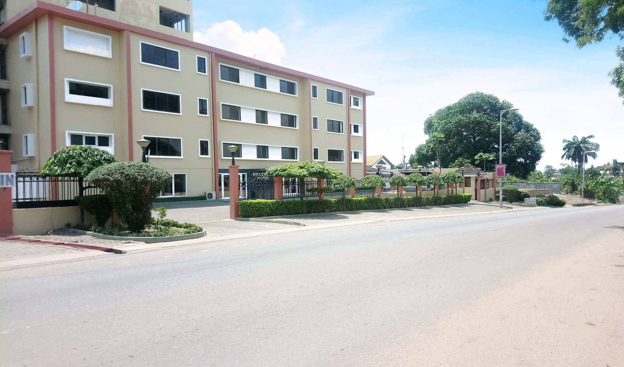 Hillcrest Hotels and Apartment-官方