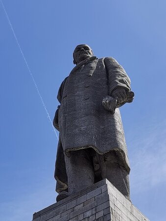 V.I. Lenin Monument景点图片