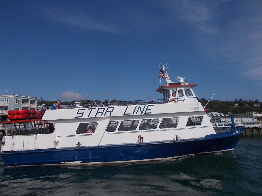 Mackinac Island Ferry Co.景点图片