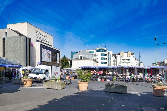 Marché Municipal De Sannois