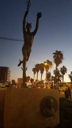 Monumento a  Miquel Biada i Bunyol景点图片