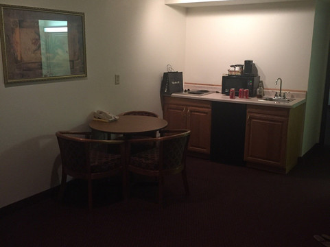 Super 8 by Wyndham Aberdeen West