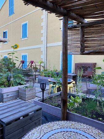 Sud Hotel Restaurant主图