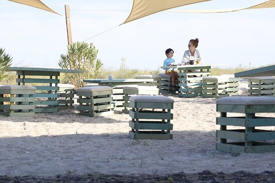 Albastru Beach景点图片