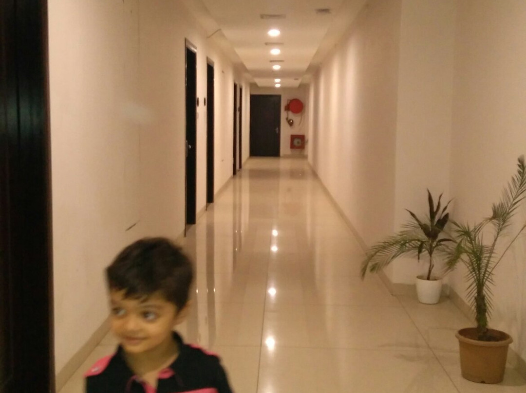 The Celestial Park Hotel主图