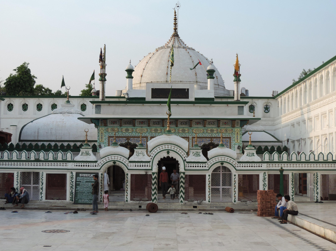 Tomb of Bu-Ali Shah Kalandar景点图片