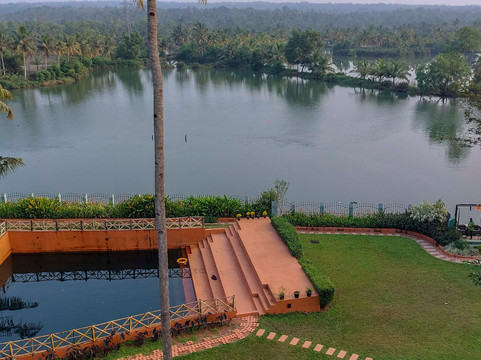 布鲁克宁静酒店