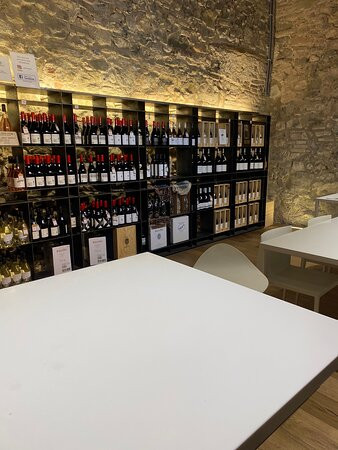 Cellers de Scala Dei-Escaladei必去景点