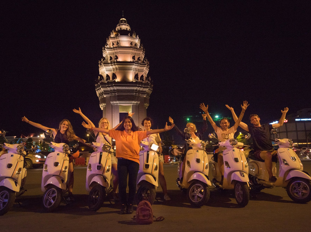 Vespa Adventures景点图片