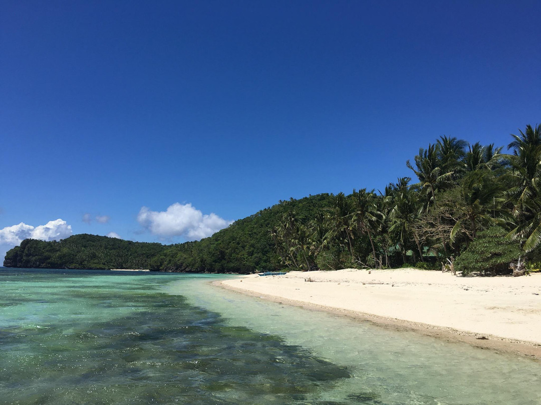 布鲁昂阿海滩景点图片