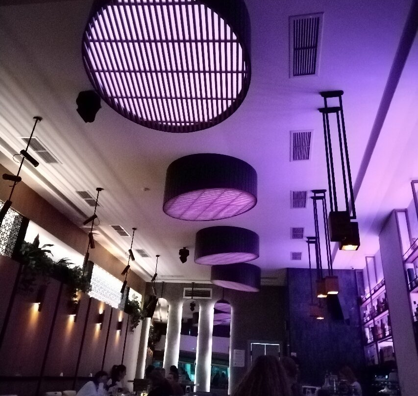 Abrigo Cafe Bar