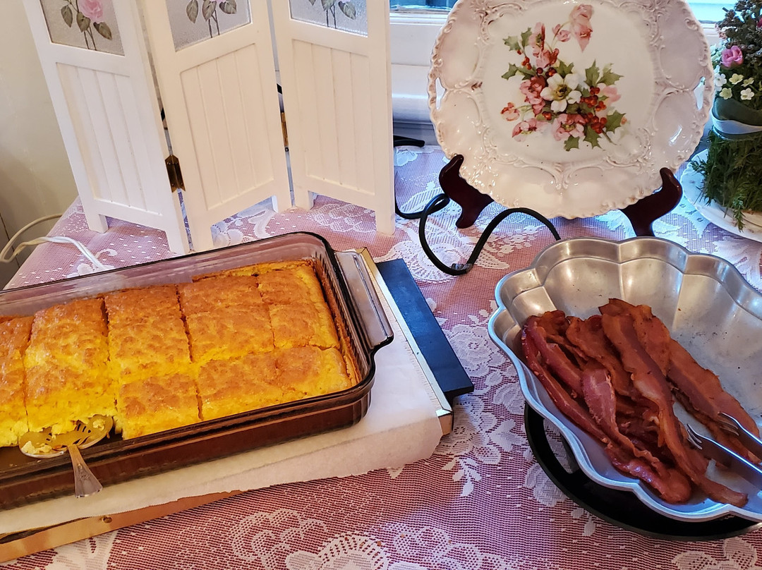 Holly House of Hamilton主图