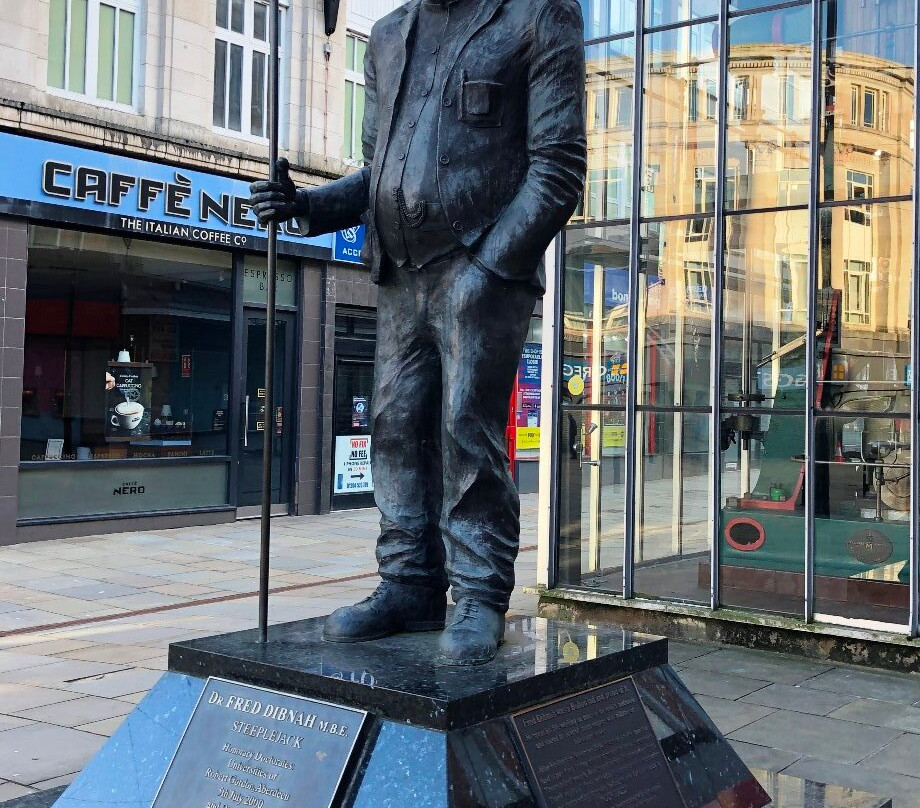 Fred Dibnah Statue景点图片