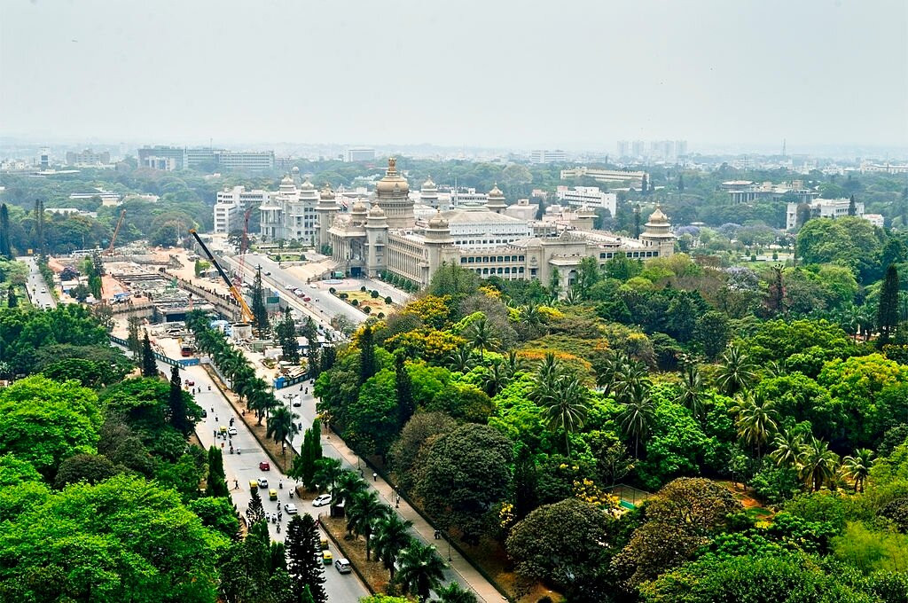 Vidhana Soudha and Attara Kacheri景点图片