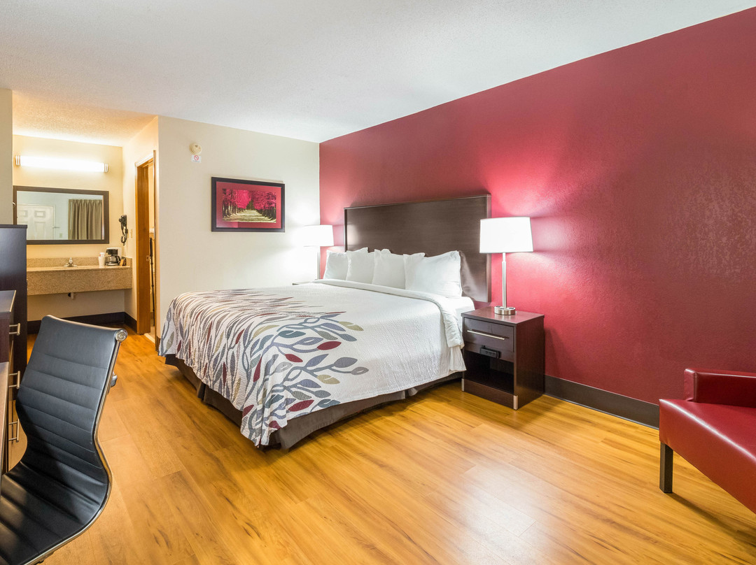 Red Roof Inn Clarksville主图