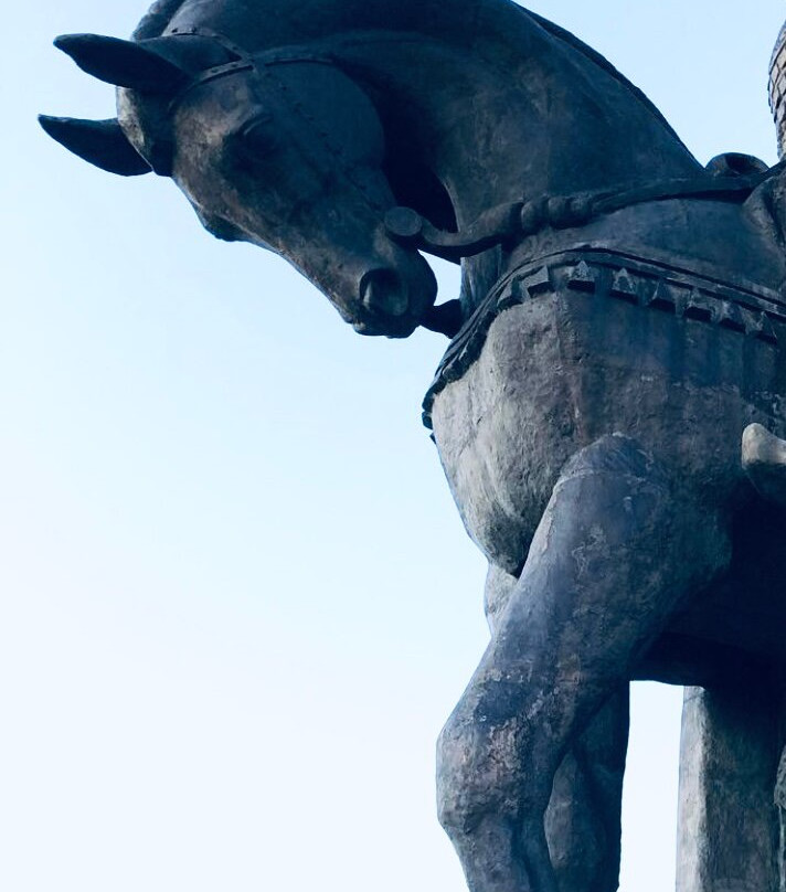 Monument In Memory of the Ledovoye Battle景点图片