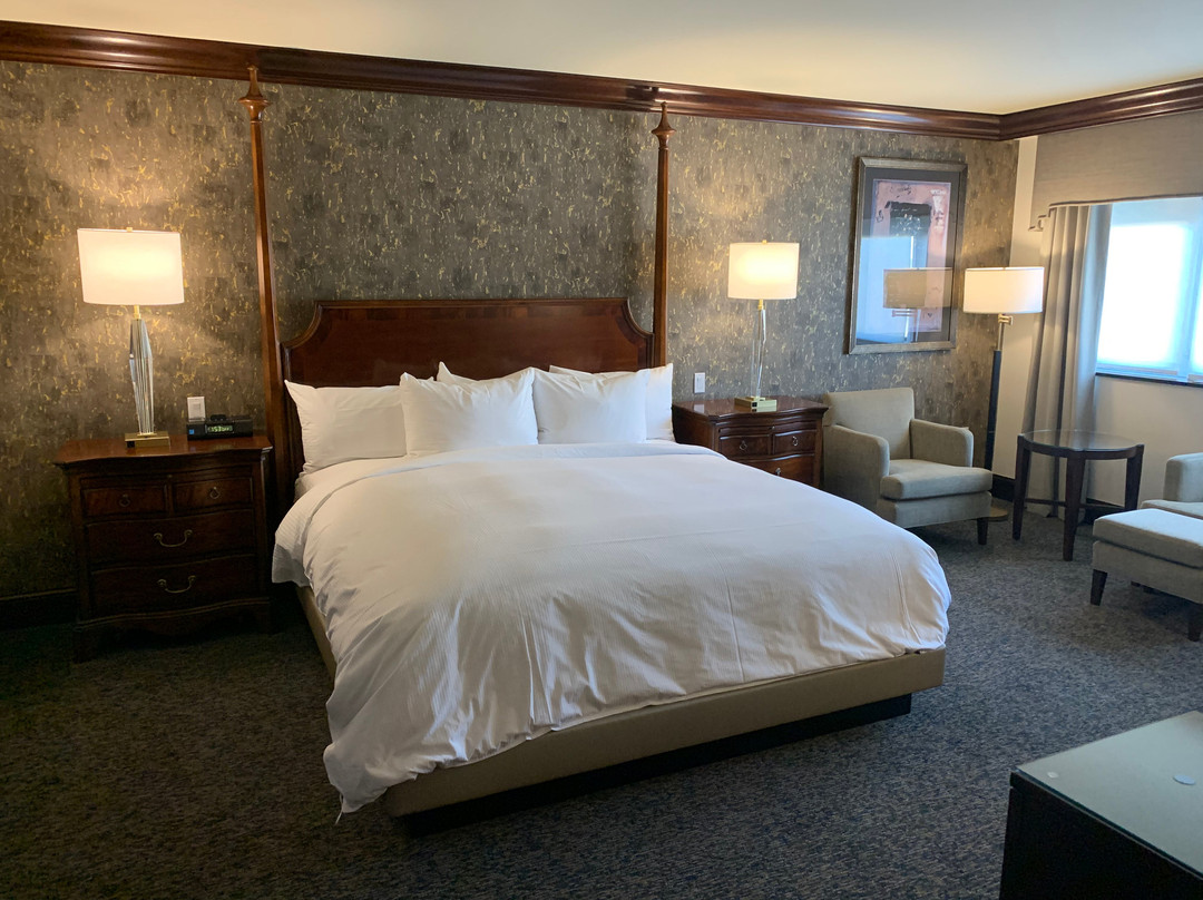 The Towers At The Kahler Grand