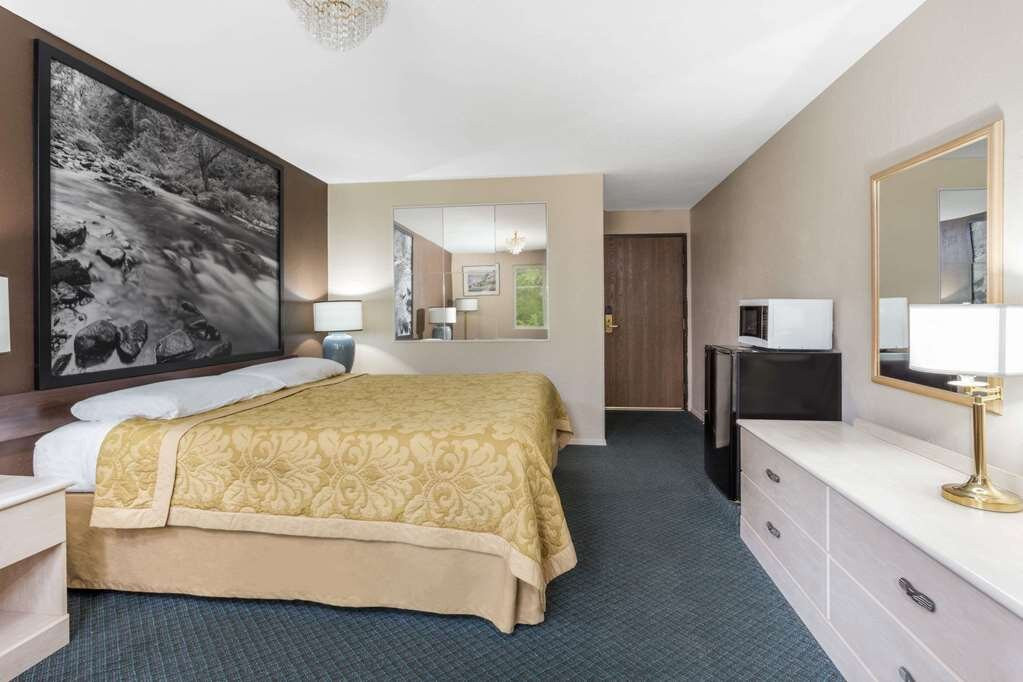 Super 8 by Wyndham Shelton主图