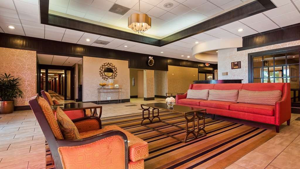 Best Western Plus The Charles Hotel主图