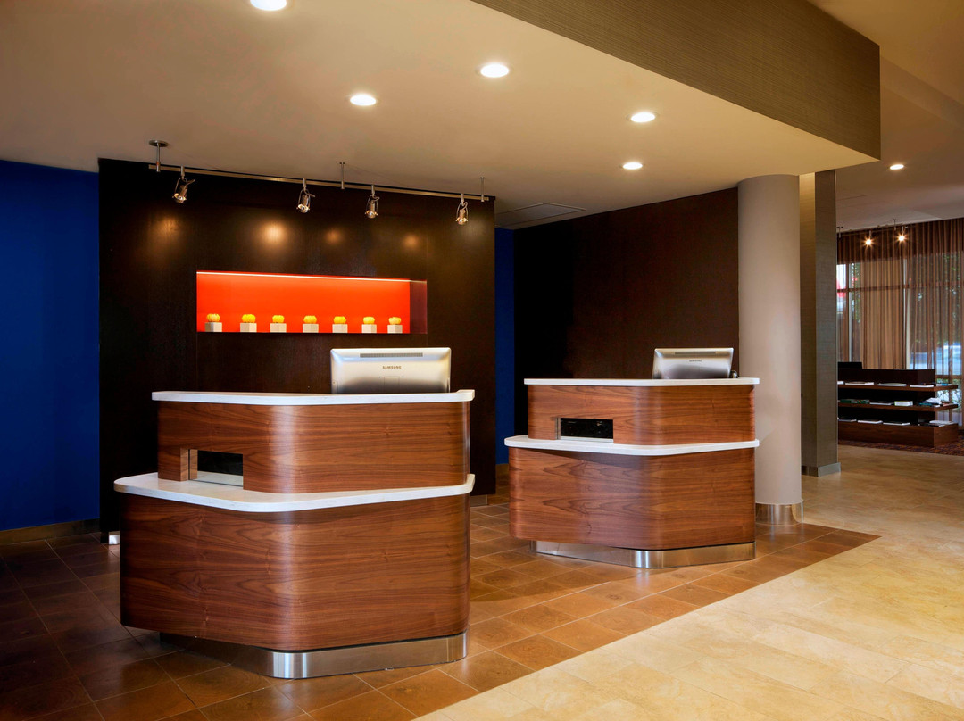 迈阿密戴德兰万怡酒店主图