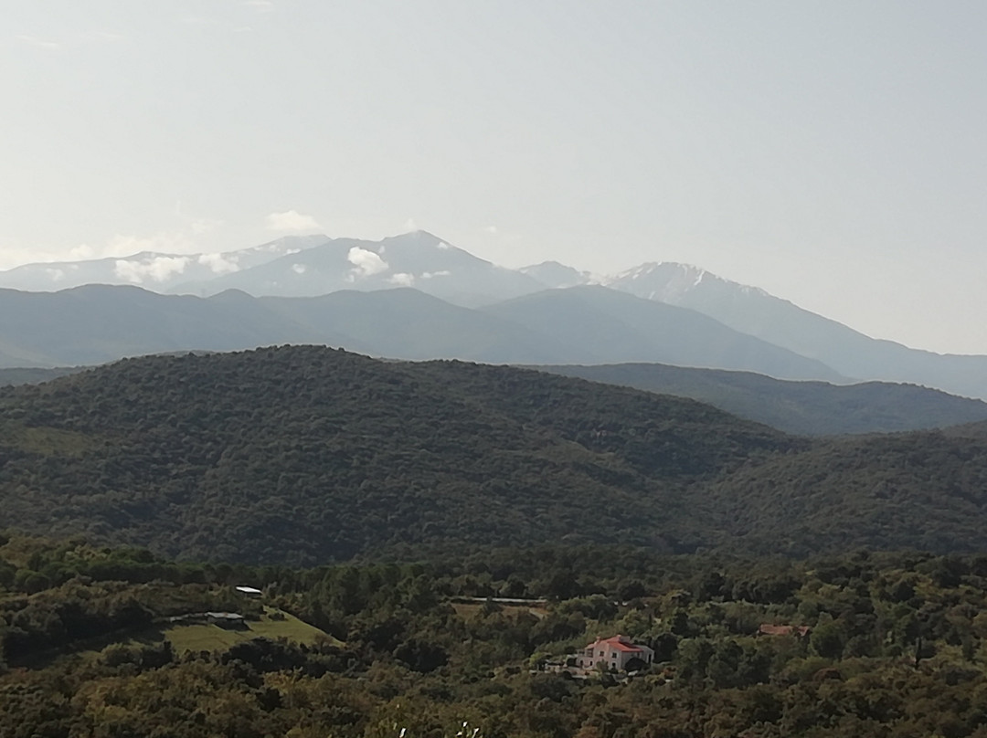 Ermitage de St Ferreol景点图片