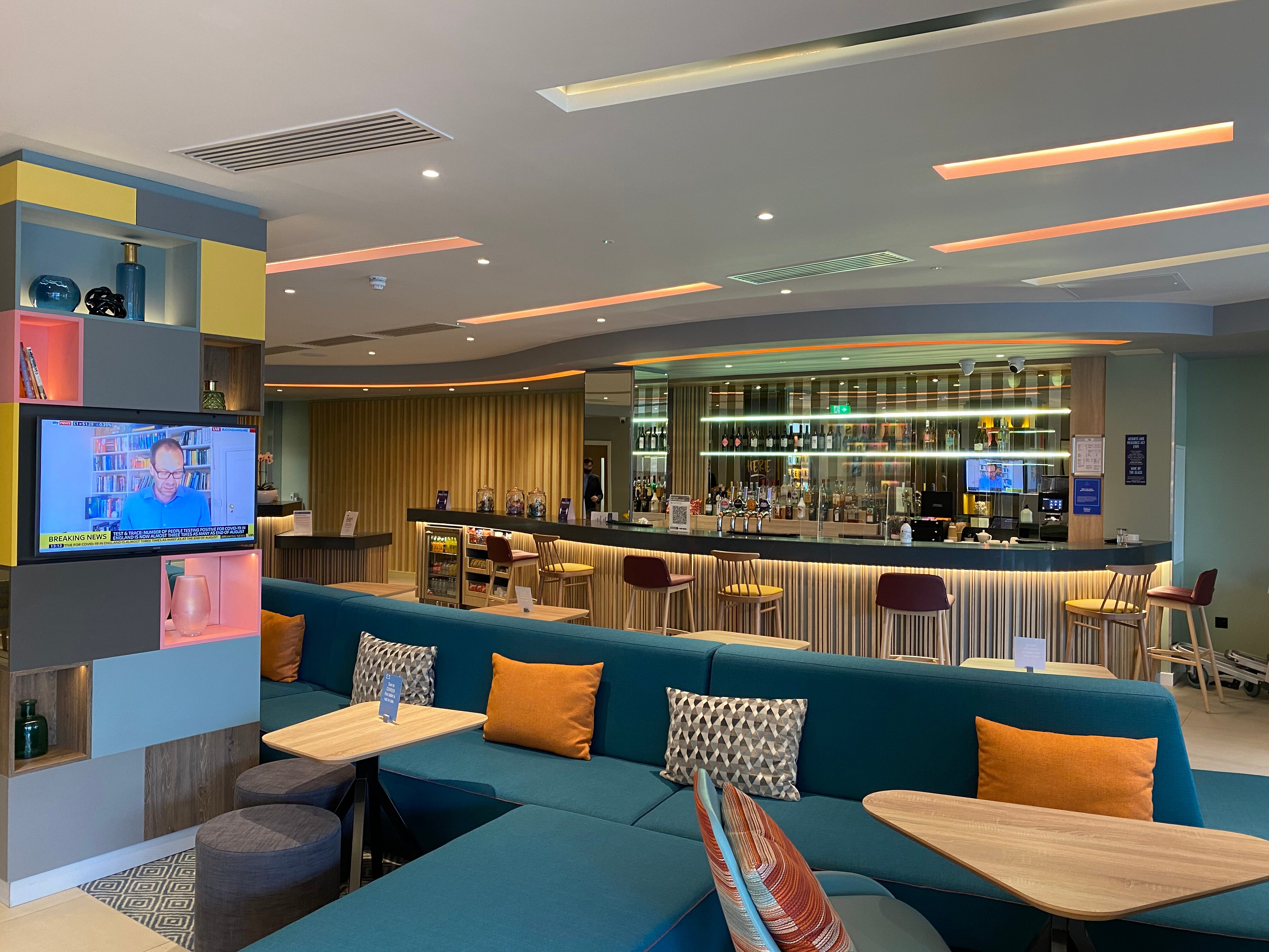 Hampton By Hilton London Ealing-餐饮