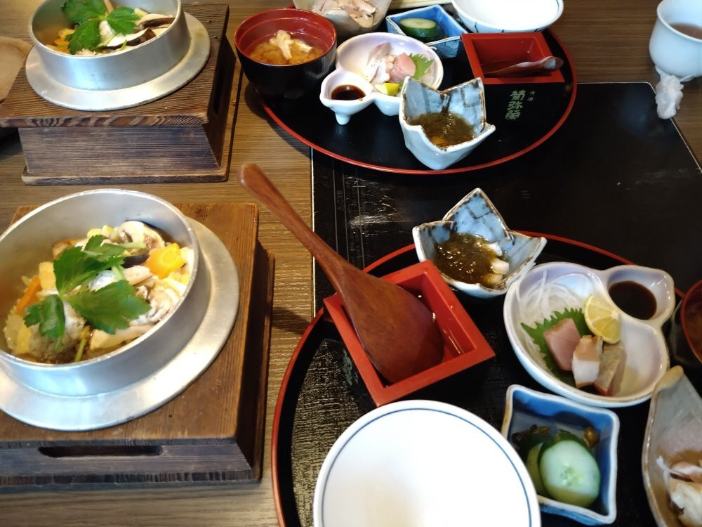 芦屋銀しゃりや