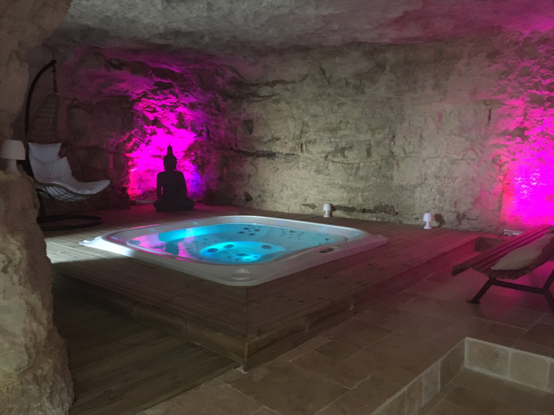 Le Chateau de la Barre主图