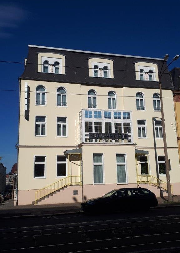 斯特尼图酒店主图