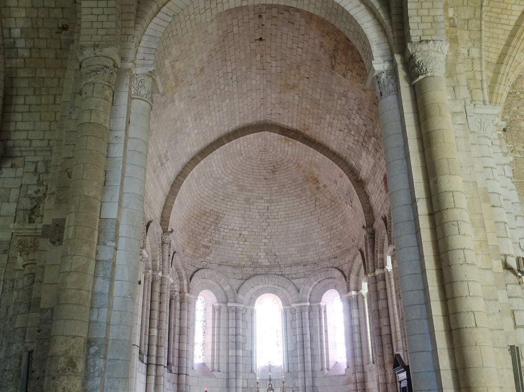 Abbaye aux Dames景点图片