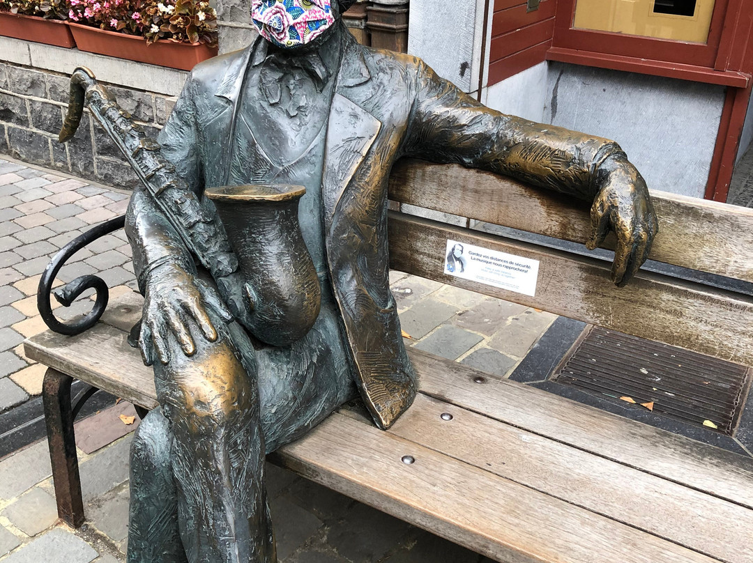 Adolphe Sax Statue景点图片