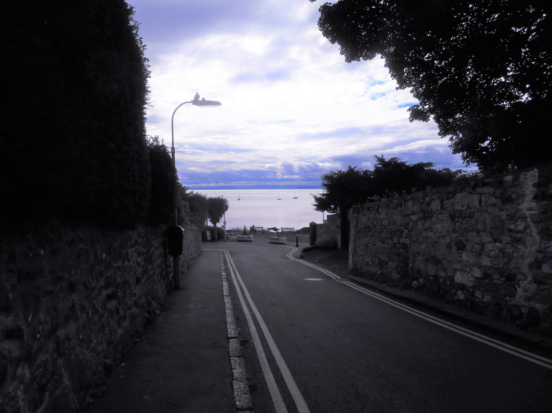 Aberdour Harbour景点图片