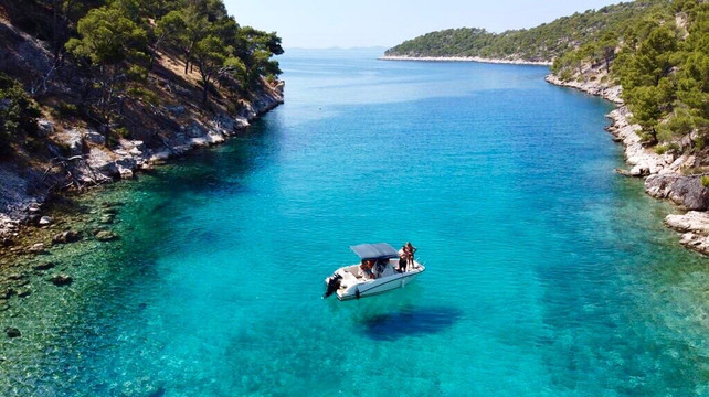 Tamaris Charter-特罗吉尔必去景点