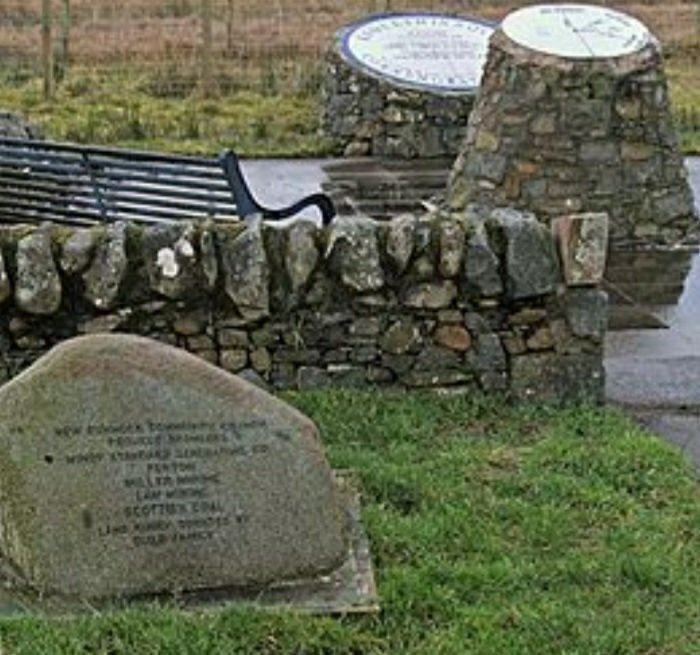 Knockshinnoch Memorial景点图片