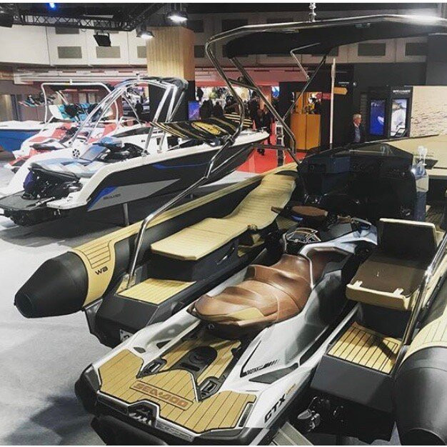 Jet and Boat景点图片