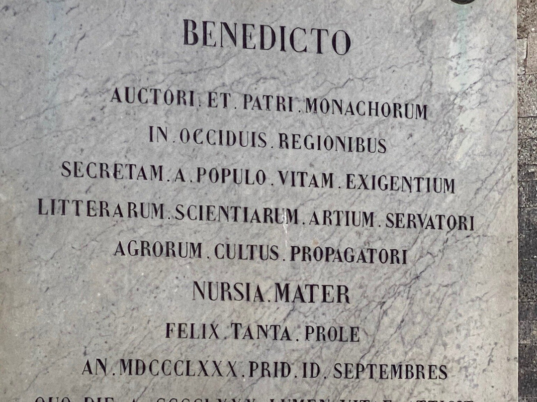 Statua Dedicata a San Benedetto Santo Patrono景点图片