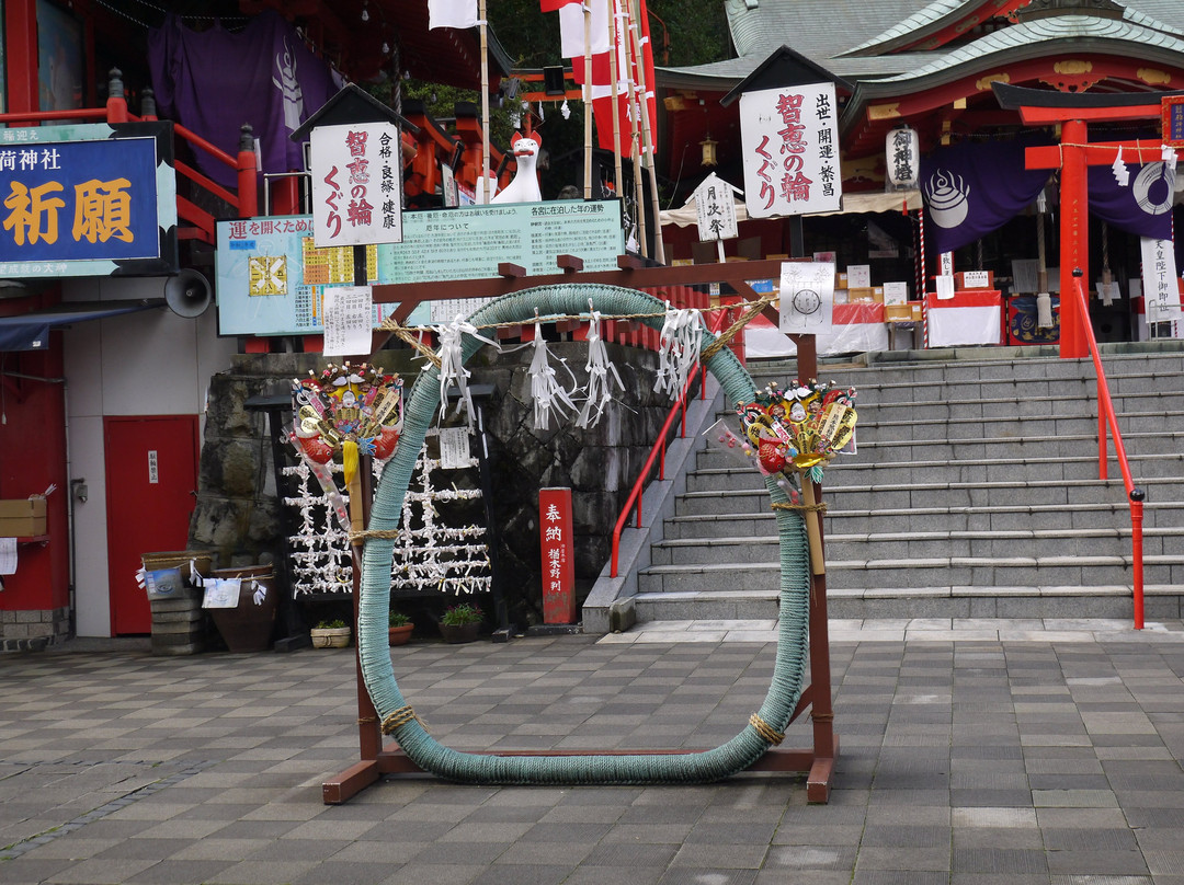 Kumamoto Castle Inari Shrine景点图片