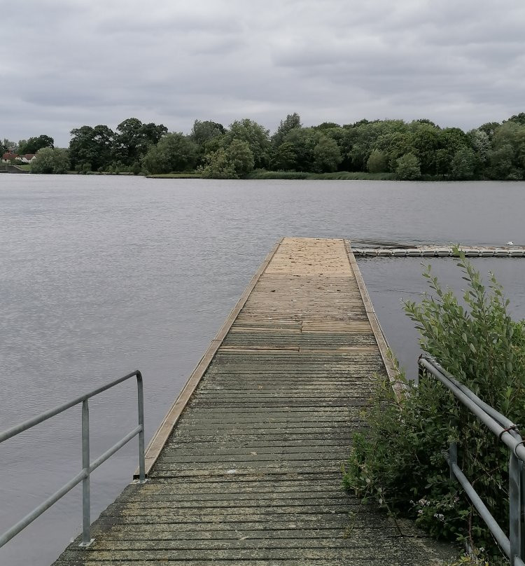 Caldecotte Lake景点图片