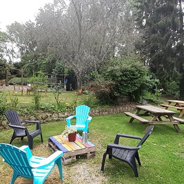 探索Notre-Dame-Du-Touchet